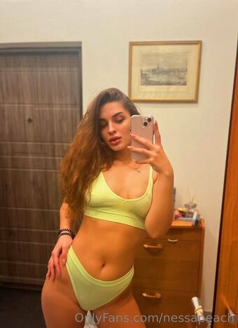 nessapeach Голи Изтичания OnlyFans Снимки 4