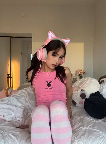 nevermindlia Голи Изтичания OnlyFans Снимки 5