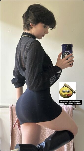 Newinsight Голи Изтичания OnlyFans Снимки 20