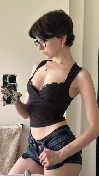 Newinsight Голи Изтичания OnlyFans Снимки 26