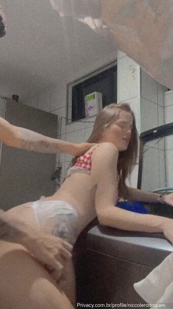 Nicole Rodrigues Голи Изтичания OnlyFans Снимки 4