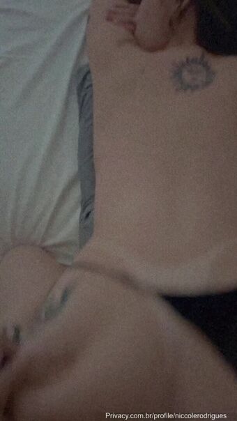 Nicole Rodrigues Голи Изтичания OnlyFans Снимки 5