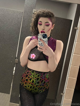 Nixi XS Голи Изтичания OnlyFans Снимки 11