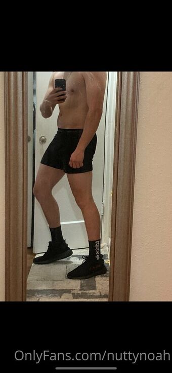 nuttynoah Голи Изтичания OnlyFans Снимки 3