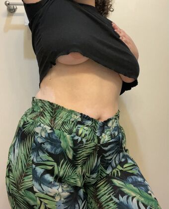 oli Голи Изтичания OnlyFans Снимки 20