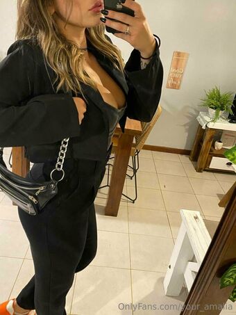 omalia Голи Изтичания OnlyFans Снимки 10