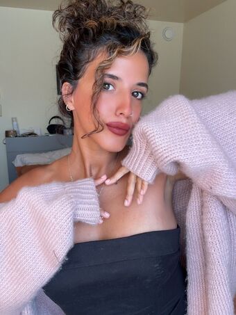 Oshi.az Голи Изтичания OnlyFans Снимки 7