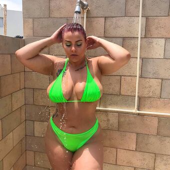 Peaches Голи Изтичания OnlyFans Снимки 9