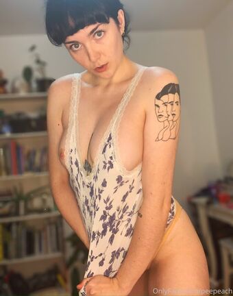 peepeach Голи Изтичания OnlyFans Снимки 6