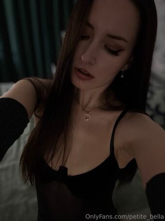 petite_bella