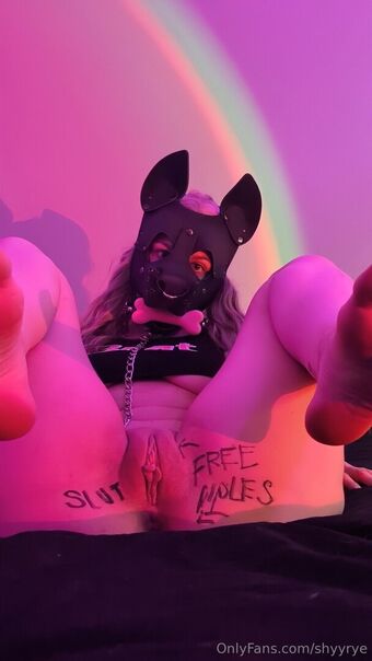 Petplay Голи Изтичания OnlyFans Снимки 1