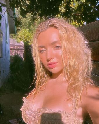 peytonlist Голи Изтичания OnlyFans Снимки 9