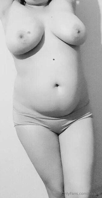 piksuli Голи Изтичания OnlyFans Снимки 10