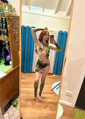 Pixie Ivy Голи Изтичания OnlyFans Снимки 3