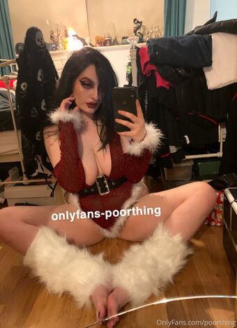 poorthing Голи Изтичания OnlyFans Снимки 11