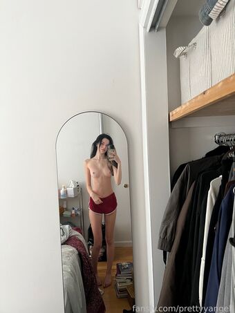 prettyyangell Голи Изтичания OnlyFans Снимки 32