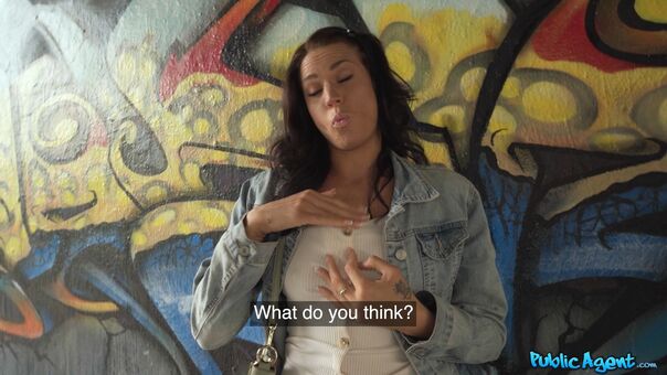 Public Agent Голи Изтичания OnlyFans Снимки 131