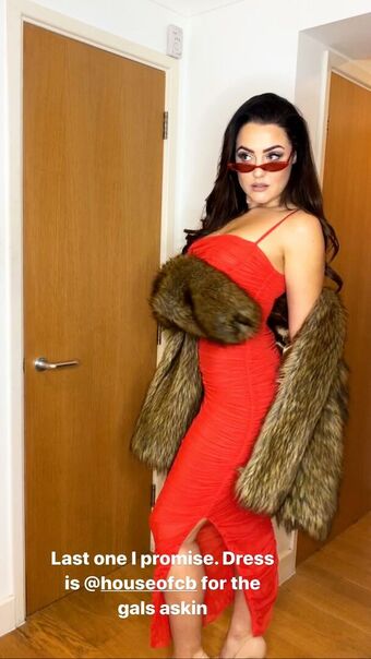 QueenB Голи Изтичания OnlyFans Снимки 7