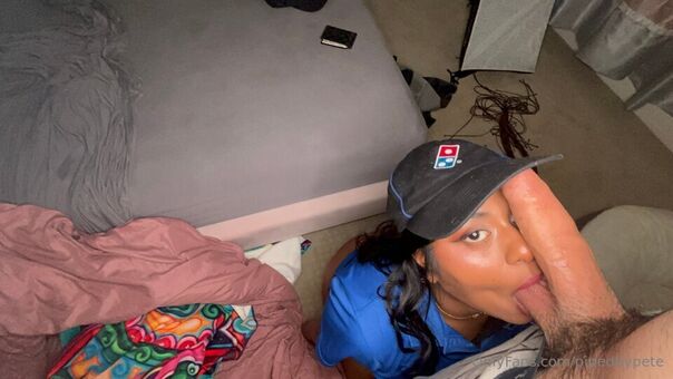 Rai Blue Голи Изтичания OnlyFans Снимки 3