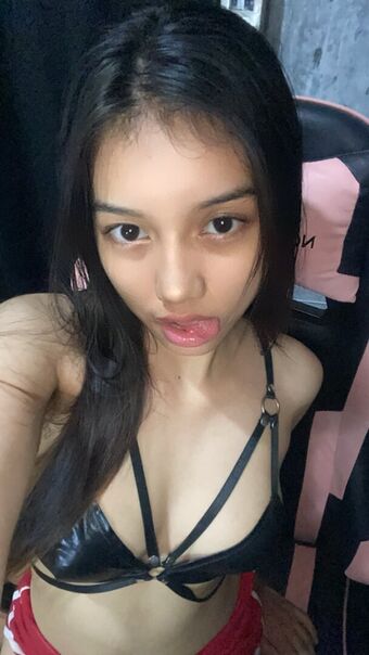 raisoftwi Голи Изтичания OnlyFans Снимки 7