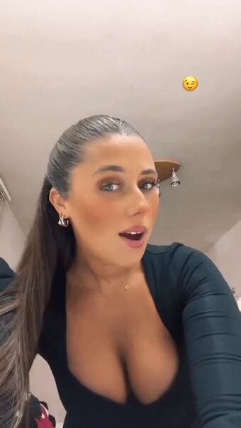Raphaella Deuringer Голи Изтичания OnlyFans Снимки 37
