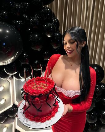 Rashelrm Голи Изтичания OnlyFans Снимки 3