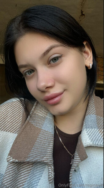 reginavin Голи Изтичания OnlyFans Снимки 14