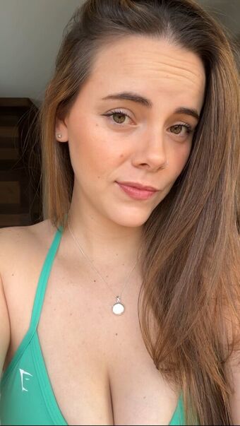 Riley Rox Голи Изтичания OnlyFans Снимки 15