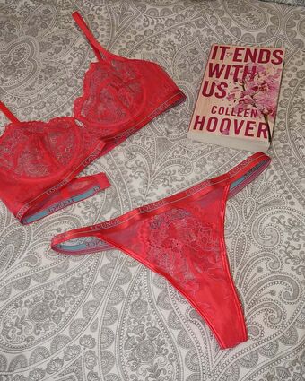 Robyn Emily Голи Изтичания OnlyFans Снимки 30