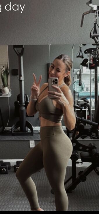 Robyn Fields Голи Изтичания OnlyFans Снимки 20