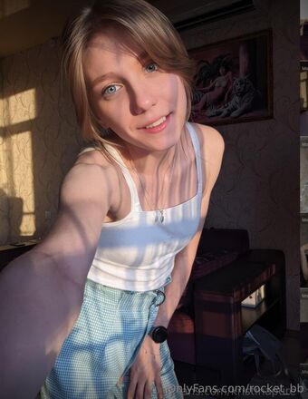 rocket_bb Голи Изтичания OnlyFans Снимки 24