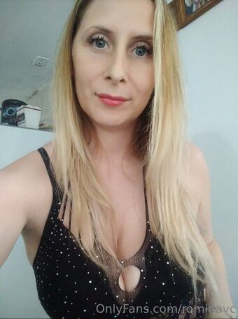 Rominavc Голи Изтичания OnlyFans Снимки 19