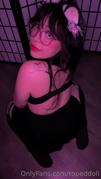 ropeddoll