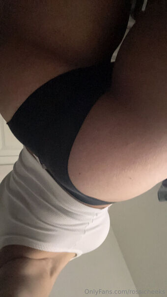 rossicheeks Голи Изтичания OnlyFans Снимки 7