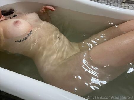saagaurora Голи Изтичания OnlyFans Снимки 6