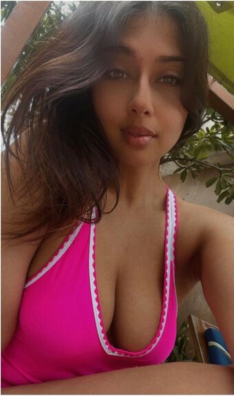 Sameea Bangera Голи Изтичания OnlyFans Снимки 14