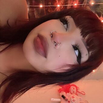 Sarynthia Голи Изтичания OnlyFans Снимки 18