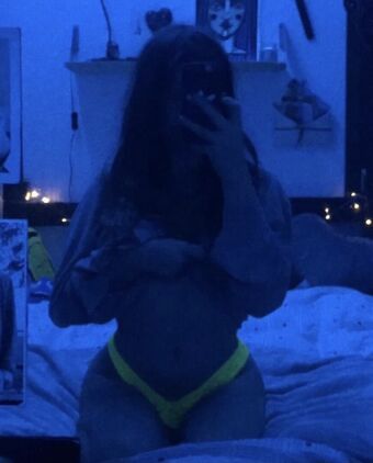 Sendji Голи Изтичания OnlyFans Снимки 4