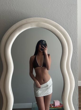shabaee Голи Изтичания OnlyFans Снимки 5