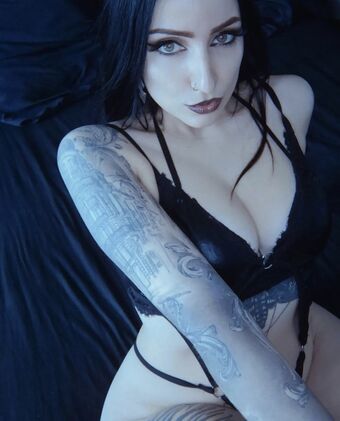Shadows.sight Голи Изтичания OnlyFans Снимки 3