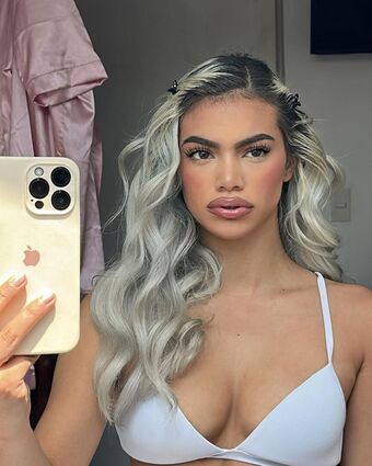 Shelynna Голи Изтичания OnlyFans Снимки 21