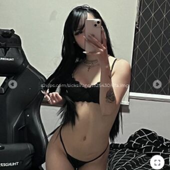 sicksirens Голи Изтичания OnlyFans Снимки 1