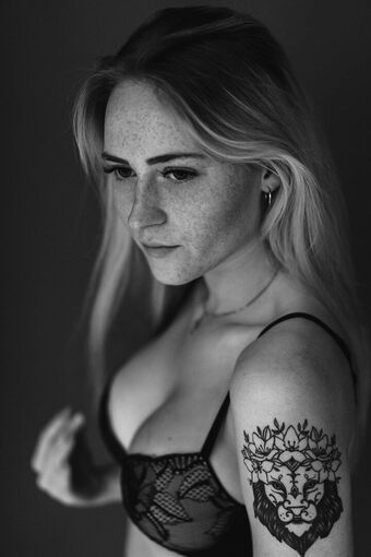Simona Dalgaard Голи Изтичания OnlyFans Снимки 9