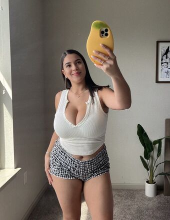 Sipsofmilk Голи Изтичания OnlyFans Снимки 2