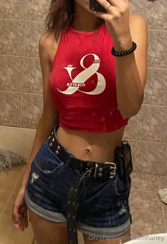 slimhailey Голи Изтичания OnlyFans Снимки 2