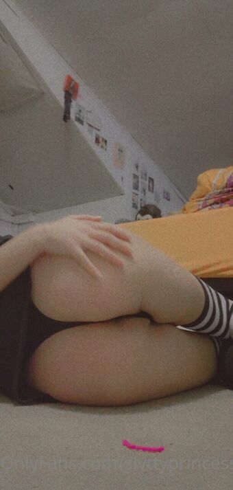 slvttyprincesss