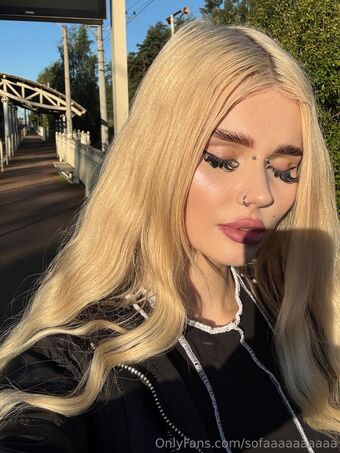 sofaaaaaaaaaa Голи Изтичания OnlyFans Снимки 35