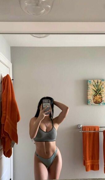 Sofia Cola Голи Изтичания OnlyFans Снимки 5