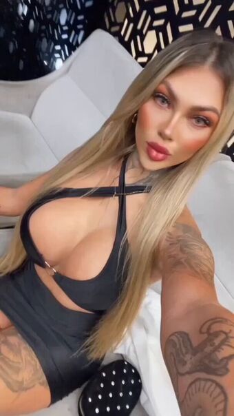 Sofia Marin Голи Изтичания OnlyFans Снимки 3
