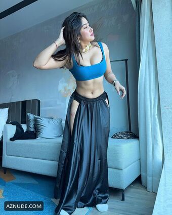 sofiaansari Голи Изтичания OnlyFans Снимки 3